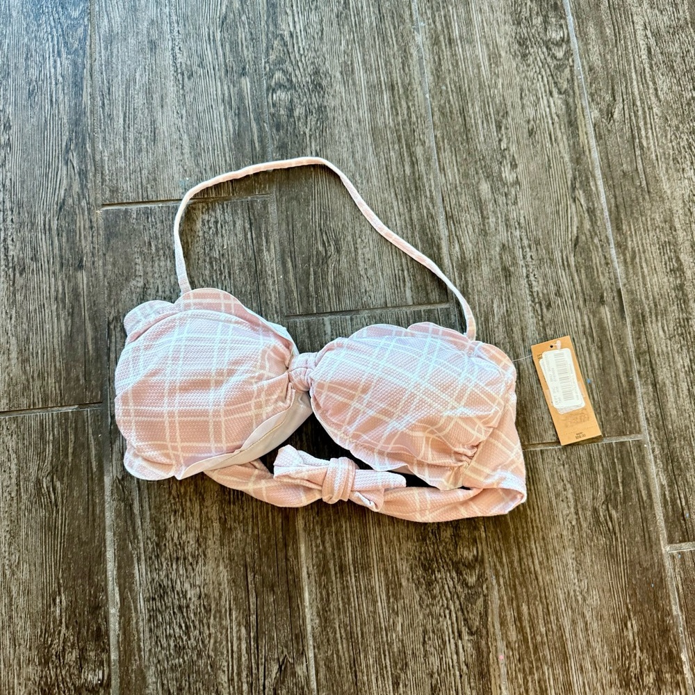NWT Cremieux plaid bikini top!…